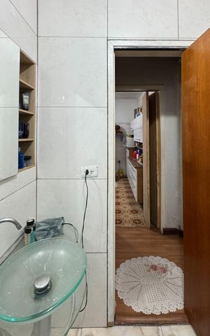 Casa à venda com 252m², 2 quartos e 2 vagas Casa à venda com 252m², 2 quartos e 2 vagasBanheiro - Suíte
