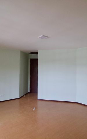 Casa à venda com 266m², 4 quartos e 5 vagas Casa à venda com 266m², 4 quartos e 5 vagasQuarto 1 - Suíte