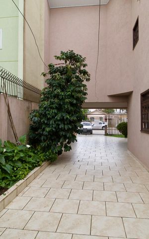 Casa à venda com 266m², 4 quartos e 5 vagas Casa à venda com 266m², 4 quartos e 5 vagasQuintal