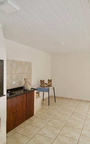Casa à venda com 266m², 4 quartos e 5 vagas Casa à venda com 266m², 4 quartos e 5 vagasChurrasqueira