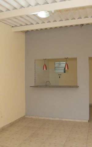 Casa para alugar com 80m², 1 quarto e 1 vaga Casa para alugar com 80m², 1 quarto e 1 vagaSala
