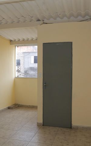 Casa para alugar com 80m², 1 quarto e 1 vaga Casa para alugar com 80m², 1 quarto e 1 vagaSala
