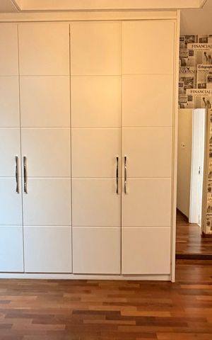Apartamento à venda com 270m², 4 quartos e 3 vagas Apartamento à venda com 270m², 4 quartos e 3 vagasSuite