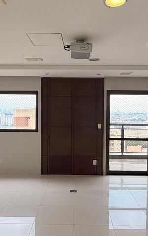 Apartamento à venda com 270m², 4 quartos e 3 vagas Apartamento à venda com 270m², 4 quartos e 3 vagasSala