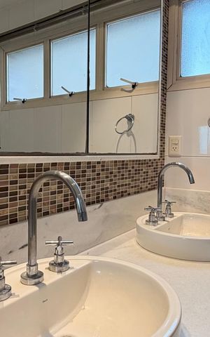 Apartamento à venda com 270m², 4 quartos e 3 vagas Apartamento à venda com 270m², 4 quartos e 3 vagasBanheiro suite master