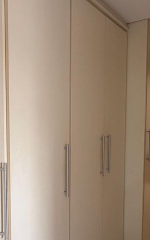 Apartamento à venda com 270m², 4 quartos e 3 vagas Apartamento à venda com 270m², 4 quartos e 3 vagasÁrea de serviço