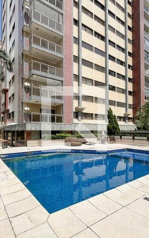 Apartamento à venda com 270m², 4 quartos e 3 vagas Apartamento à venda com 270m², 4 quartos e 3 vagasÁrea comum
