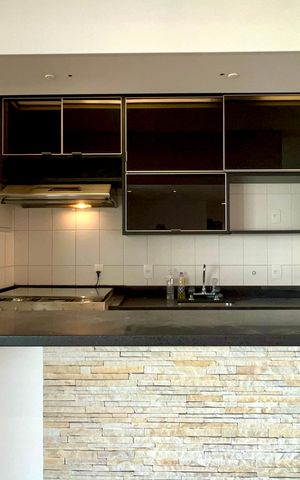 Apartamento para alugar com 87m², 2 quartos e 2 vagas Apartamento para alugar com 87m², 2 quartos e 2 vagasCozinha