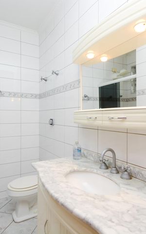 Casa para alugar com 280m², 3 quartos e 5 vagasBanheiro da Suíte
