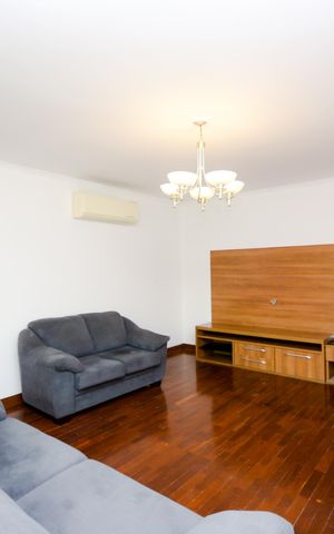 Casa para alugar com 280m², 3 quartos e 5 vagasSala