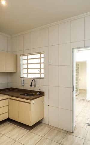 Casa para alugar com 375m², 2 quartos e 1 vagaCozinha
