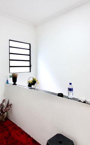 Casa à venda com 125m², 4 quartos e 2 vagas Casa à venda com 125m², 4 quartos e 2 vagasEscada