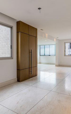 Apartamento à venda com 120m², 3 quartos e 3 vagas