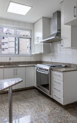 Apartamento à venda com 120m², 3 quartos e 3 vagas
