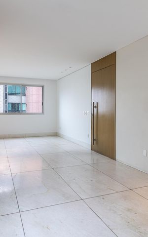 Apartamento à venda com 120m², 3 quartos e 3 vagas