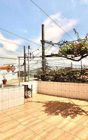 Apartamento à venda com 170m², 3 quartos e 2 vagas Apartamento à venda com 170m², 3 quartos e 2 vagasVaranda