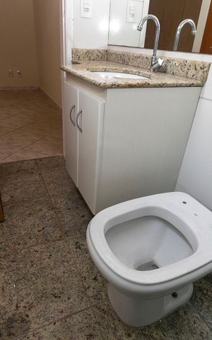 Casa à venda com 149m², 3 quartos e 6 vagasBANHEIRO QUARTO Nº 2 - SUITE