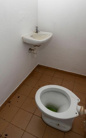 Casa à venda com 149m², 3 quartos e 6 vagasBANHEIRO DE SERVIÇO