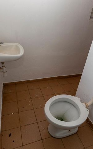 Casa à venda com 149m², 3 quartos e 6 vagasBANHEIRO DE SERVIÇO