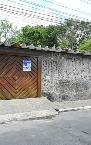 Casa à venda com 300m², 3 quartos e 3 vagasFachada