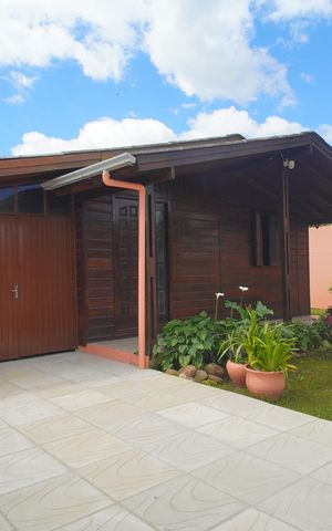 Casa para alugar com 120m², 3 quartos e 2 vagasEntrada
