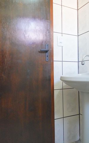 Casa para alugar com 120m², 3 quartos e 2 vagasBanheiro