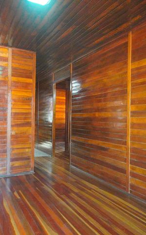Casa para alugar com 120m², 3 quartos e 2 vagassala