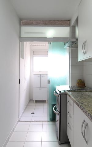 Apartamento para alugar com 74m², 2 quartos e 1 vagaCozinha e Área de Serviço