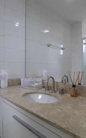 Apartamento para alugar com 74m², 2 quartos e 1 vagaBanheiro da Suíte