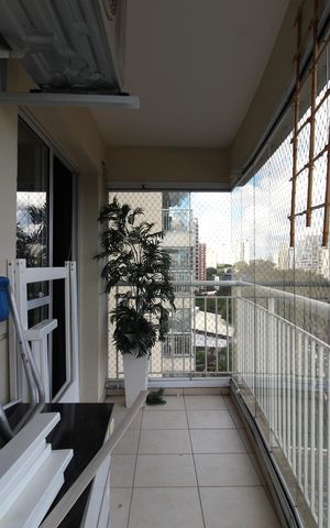 Apartamento para alugar com 74m², 2 quartos e 1 vagaVaranda