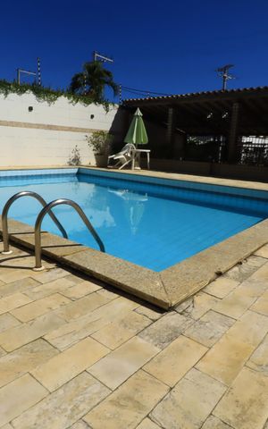 Casa para alugar com 110m², 5 quartos e 1 vagaÁrea comum