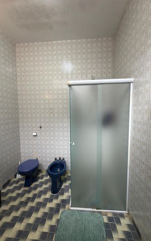 Casa à venda com 113m², 2 quartos e 1 vaga Casa à venda com 113m², 2 quartos e 1 vagaBanheiro Social