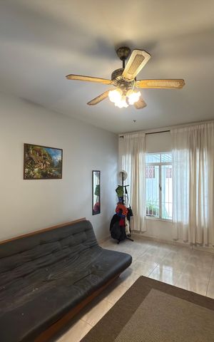 Casa à venda com 113m², 2 quartos e 1 vaga Casa à venda com 113m², 2 quartos e 1 vagaSala