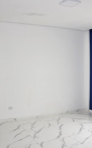 Casa para alugar com 100m², 2 quartos e 1 vaga Casa para alugar com 100m², 2 quartos e 1 vagaDetalhe - Quarto 02 com Suíte e Varanda