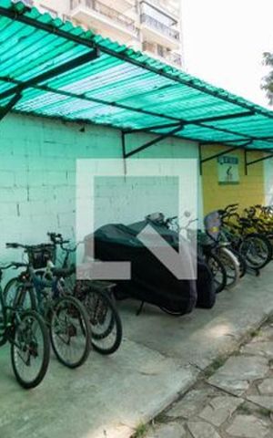 Apartamento para alugar com 100m², 2 quartos e 1 vaga Apartamento para alugar com 100m², 2 quartos e 1 vagaÁrea Comum