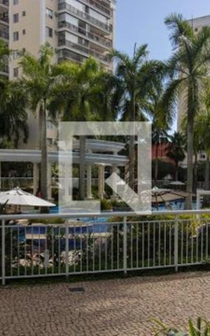 Apartamento para alugar com 100m², 2 quartos e 1 vaga Apartamento para alugar com 100m², 2 quartos e 1 vagaÁrea Comum