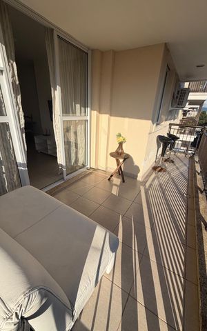Apartamento para alugar com 100m², 2 quartos e 1 vaga Apartamento para alugar com 100m², 2 quartos e 1 vagaVaranda