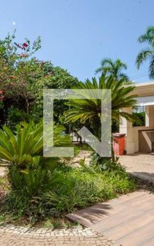 Apartamento para alugar com 100m², 2 quartos e 1 vaga Apartamento para alugar com 100m², 2 quartos e 1 vagaÁrea Comum