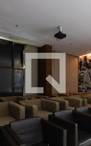 Apartamento para alugar com 100m², 2 quartos e 1 vaga Apartamento para alugar com 100m², 2 quartos e 1 vagaÁrea Comum