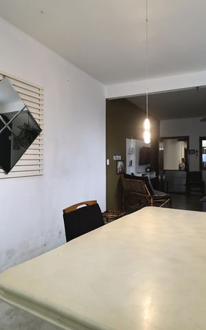 Casa à venda com 170m², 2 quartos e 2 vagas Casa à venda com 170m², 2 quartos e 2 vagasCozinha