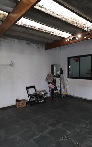 Casa à venda com 170m², 2 quartos e 2 vagas Casa à venda com 170m², 2 quartos e 2 vagasGaragem