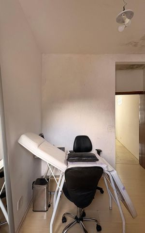 Casa à venda com 170m², 2 quartos e 2 vagas Casa à venda com 170m², 2 quartos e 2 vagasSuite 2
