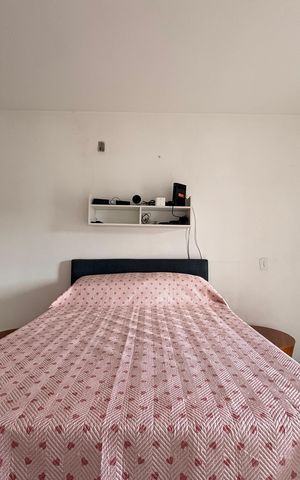 Casa à venda com 170m², 2 quartos e 2 vagas Casa à venda com 170m², 2 quartos e 2 vagasSuite 1