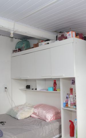 Casa à venda com 60m², 3 quartos e sem vaga Casa à venda com 60m², 3 quartos e sem vagaQuarto 3