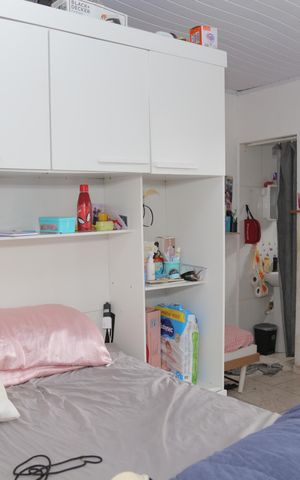Casa à venda com 60m², 3 quartos e sem vaga Casa à venda com 60m², 3 quartos e sem vagaQuarto 3