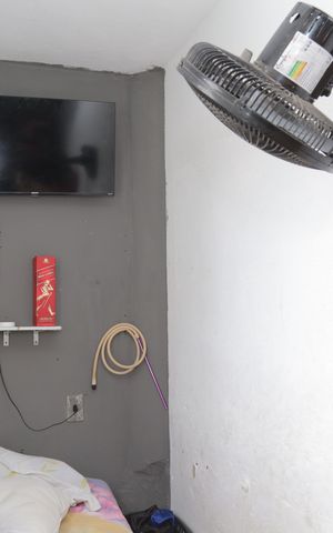 Casa à venda com 60m², 3 quartos e sem vaga Casa à venda com 60m², 3 quartos e sem vagaQuarto 2