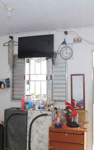 Casa à venda com 60m², 3 quartos e sem vaga Casa à venda com 60m², 3 quartos e sem vagaQuarto 3