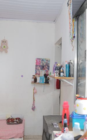 Casa à venda com 60m², 3 quartos e sem vaga Casa à venda com 60m², 3 quartos e sem vagaQuarto 3