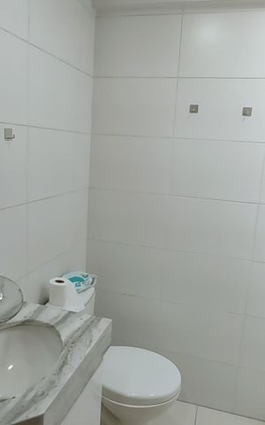 Apartamento à venda com 68m², 2 quartos e 2 vagas Apartamento à venda com 68m², 2 quartos e 2 vagasBanheiro Social
