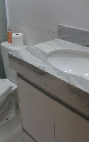 Apartamento à venda com 68m², 2 quartos e 2 vagasBanheiro da Suíte